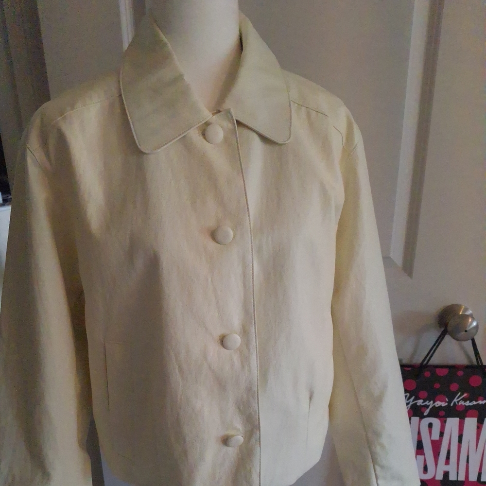 NWT Women's Light Yellow Jacket Vegan Leather